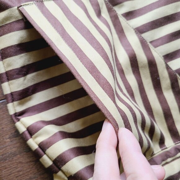 RIDE SNOWBOARDS Zip-Up Jacket with Thumb Holes, BROWN Striped, Pockets. - Picture 5 of 16